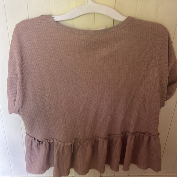 Bucketlist RUFFLE BABY DOLL CROP TOP - Picture 7 of 7